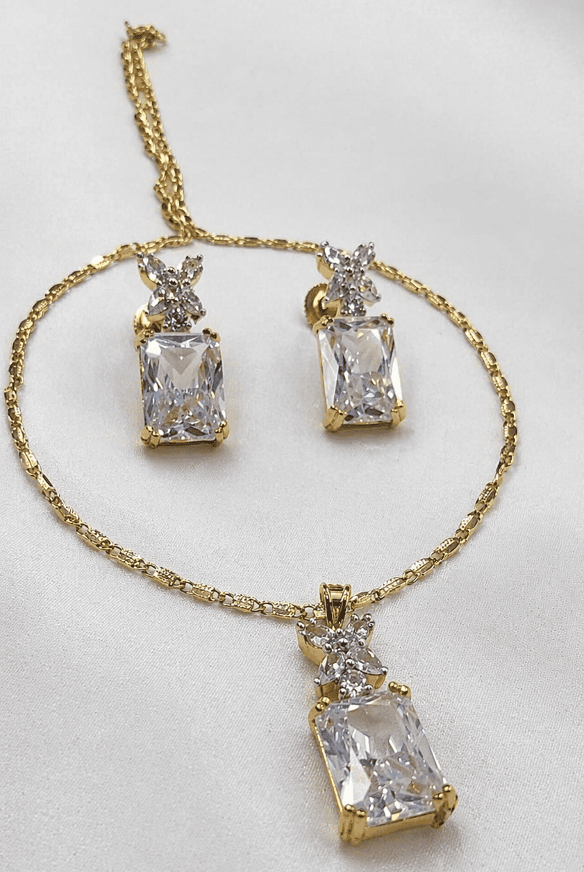 Royale Necklace